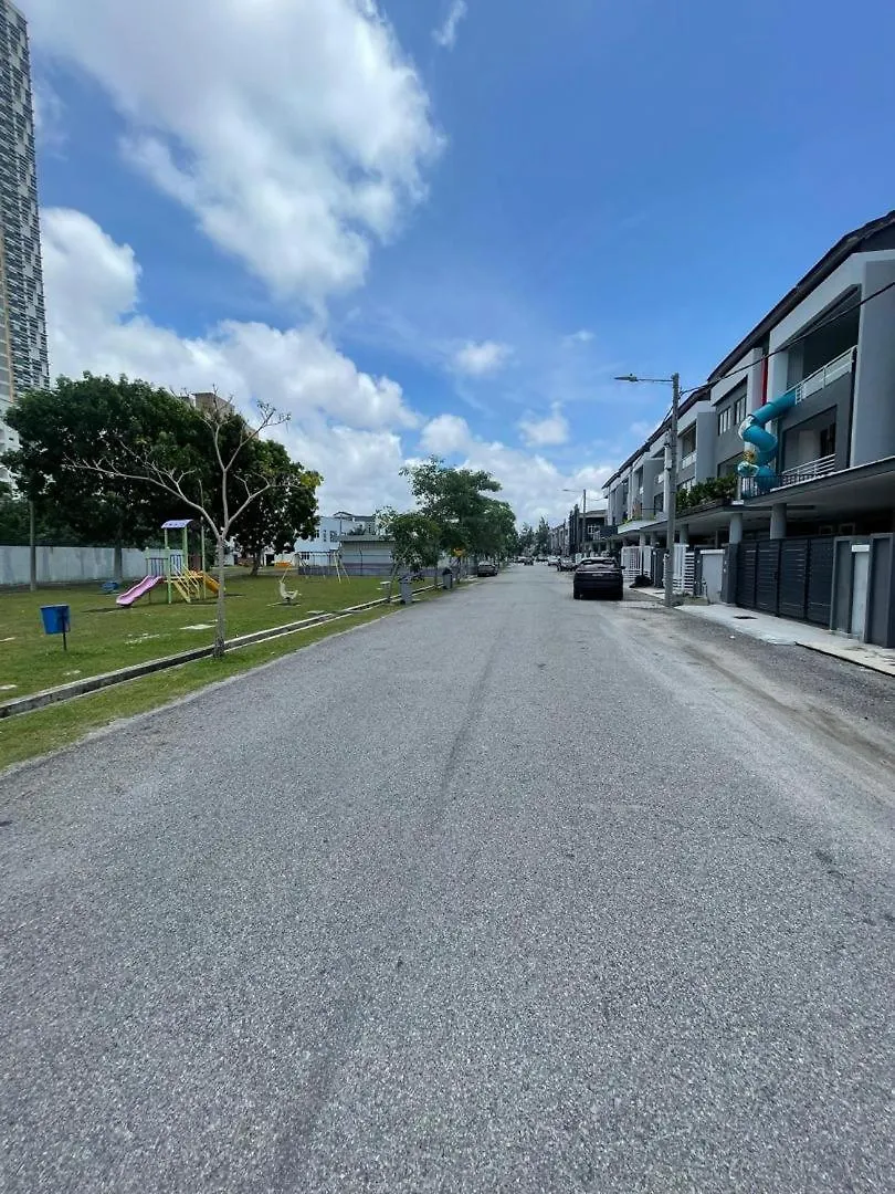 Prázdninový dům Brand New House With Karaoke Room Near To Jonker Netflix 18 Pax By Doraee Home Malacca Malajsie